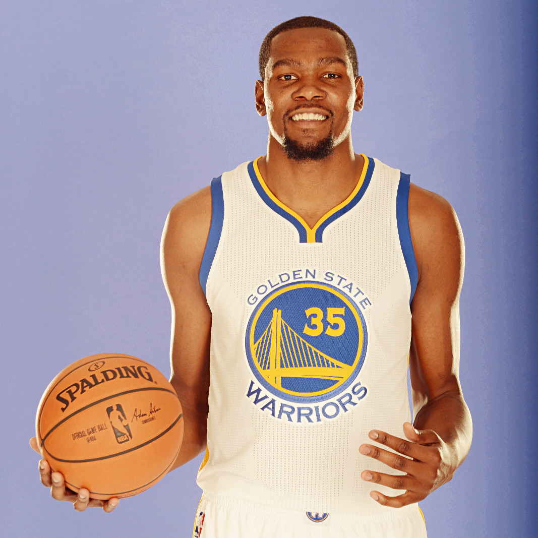 开云体育-杜兰特在TES比赛中关键助攻，挺进下一轮引发热议！的简单介绍