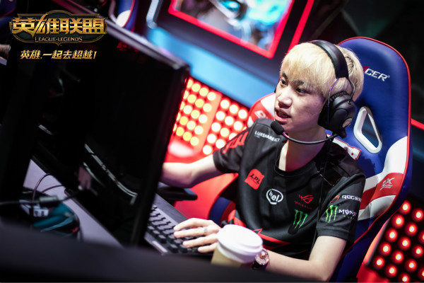 TheShy新星逆转表现惊艳,勇士未来可期!的简单介绍 TheShy新星逆转表现惊艳,勇士未来可期!的简单介绍