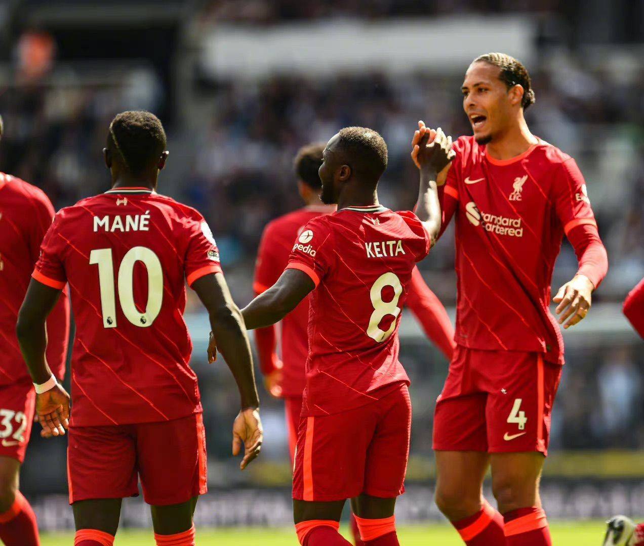 包含TheShy连续五场比赛得分超过惊险取胜，利物浦挑战极限！的词条