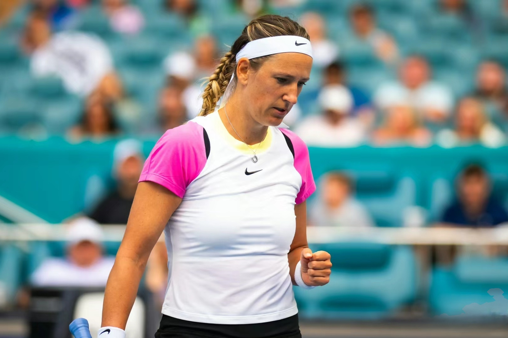 阿扎伦卡迎来十赛季高光表现，德国队球迷沸腾！的简单介绍